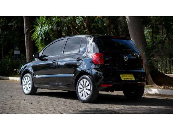 VOLKSWAGEN-FOX-2014