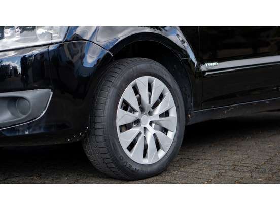 VOLKSWAGEN-FOX-2014