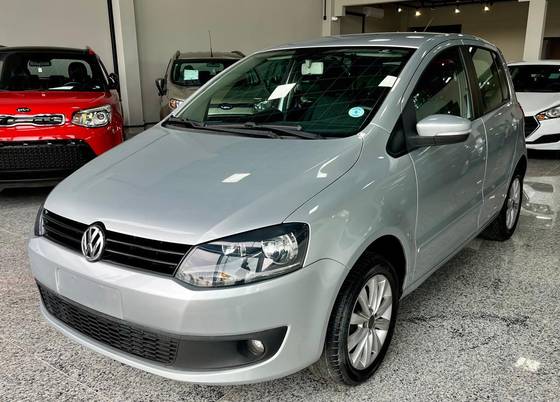 VOLKSWAGEN FOX 1.6 MI 8V FLEX 4P MANUAL