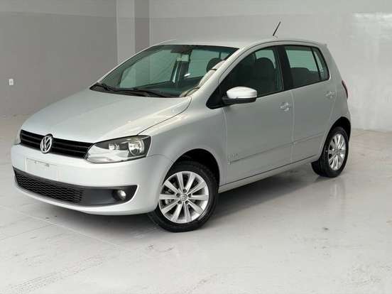 VOLKSWAGEN-FOX-1.6 MI BLUEMOTION 8V FLEX 4P MANUAL VOLKSWAGEN-FOX-2013