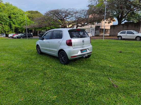 VOLKSWAGEN-FOX-2012