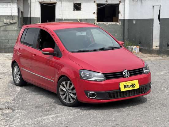 VOLKSWAGEN-FOX-2011