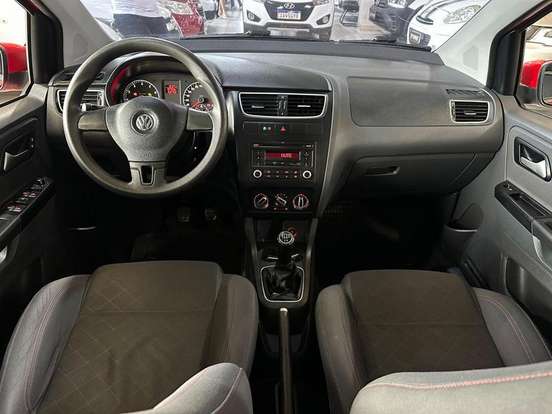 VOLKSWAGEN-FOX-2012