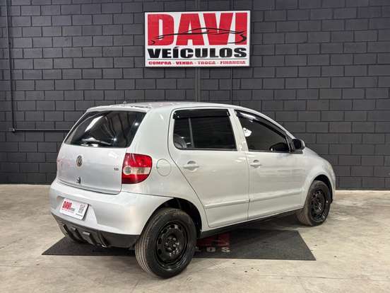 VOLKSWAGEN-FOX-2005