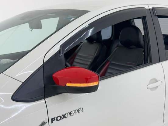 VOLKSWAGEN-FOX-1.6 MSI PEPPER 16V FLEX 4P AUTOMATIZADO VOLKSWAGEN-FOX-2016
