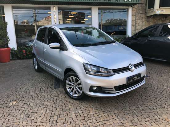 VOLKSWAGEN-FOX-2018