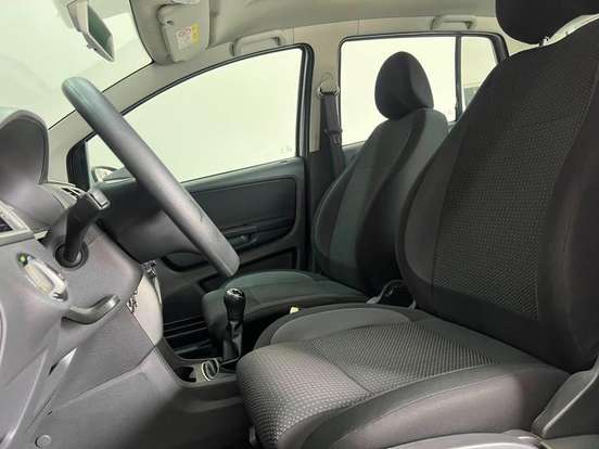 VOLKSWAGEN-FOX-1.6 MSI TOTAL FLEX CONNECT 4P MANUAL VOLKSWAGEN-FOX-2020