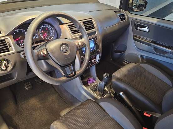 VOLKSWAGEN-FOX-1.6 MSI TOTAL FLEX CONNECT 4P MANUAL VOLKSWAGEN-FOX-2019