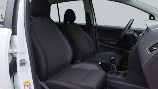VOLKSWAGEN-FOX-2019