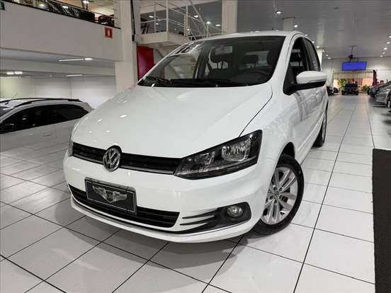 VOLKSWAGEN-FOX-1.6 MSI TOTAL FLEX CONNECT 4P MANUAL VOLKSWAGEN-FOX-2018