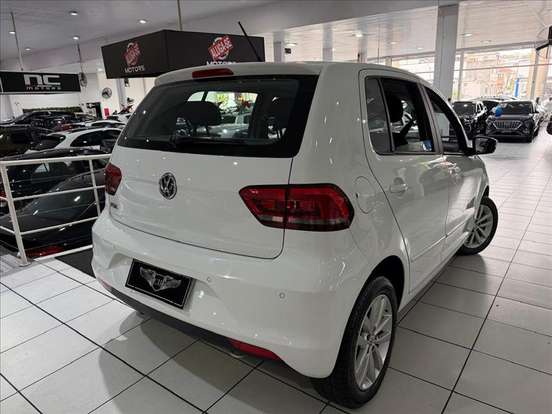 VOLKSWAGEN-FOX-1.6 MSI TOTAL FLEX CONNECT 4P MANUAL VOLKSWAGEN-FOX-2018