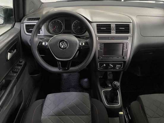 VOLKSWAGEN-FOX-1.6 MSI TOTAL FLEX XTREME 4P MANUAL VOLKSWAGEN-FOX-2021