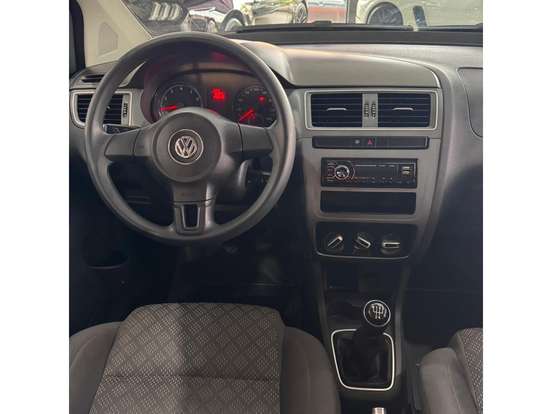 VOLKSWAGEN-FOX-1.6 MSI TRENDLINE 8V FLEX 4P MANUAL VOLKSWAGEN-FOX-2014