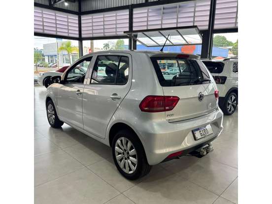 VOLKSWAGEN-FOX-2014