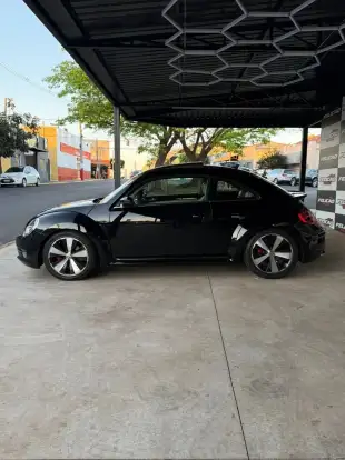 VOLKSWAGEN-FUSCA-2012