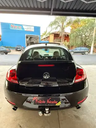 VOLKSWAGEN-FUSCA-2012