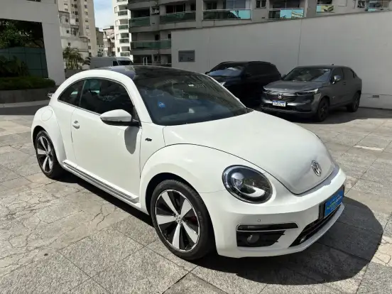 VOLKSWAGEN-FUSCA-2014