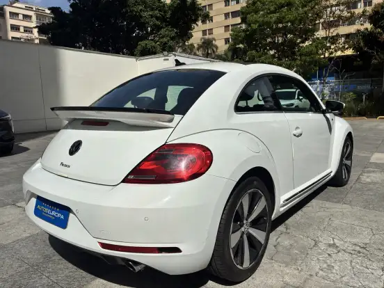 VOLKSWAGEN-FUSCA-2014