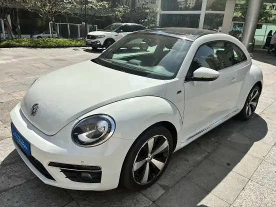 VOLKSWAGEN-FUSCA-2014