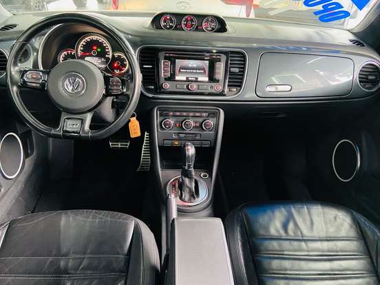 VOLKSWAGEN-FUSCA-2013