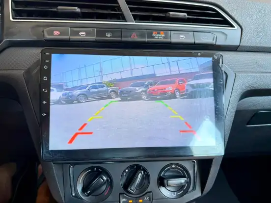 VOLKSWAGEN-GOL-2019