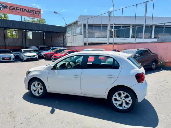VOLKSWAGEN-GOL-2019