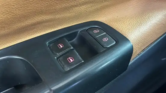 VOLKSWAGEN-GOL-2020
