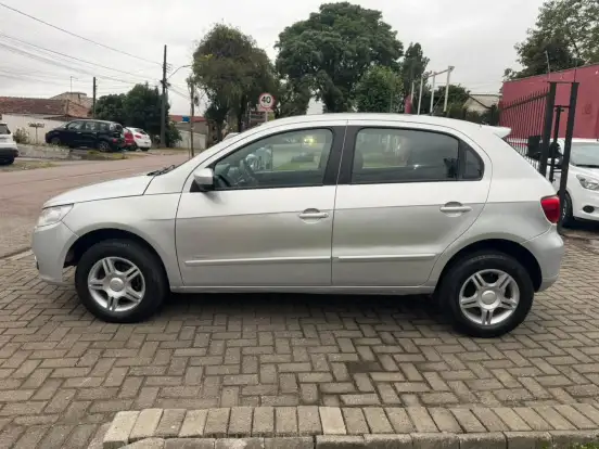 VOLKSWAGEN-GOL-1.0 MI 8V FLEX 4P MANUAL G.V VOLKSWAGEN-GOL-2011