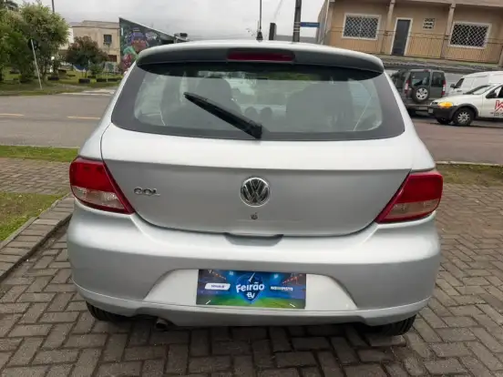 VOLKSWAGEN-GOL-1.0 MI 8V FLEX 4P MANUAL G.V VOLKSWAGEN-GOL-2011