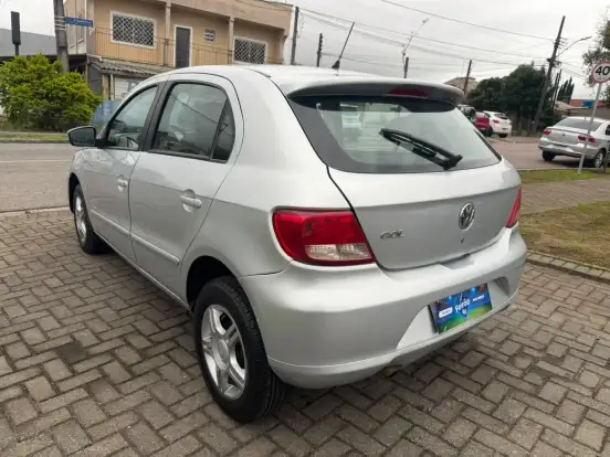 VOLKSWAGEN-GOL-1.0 MI 8V FLEX 4P MANUAL G.V VOLKSWAGEN-GOL-2011