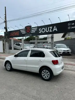 VOLKSWAGEN-GOL-2014