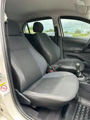 VOLKSWAGEN-GOL-2014
