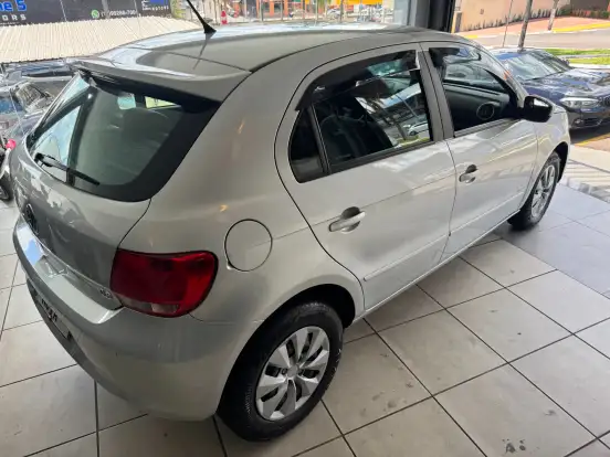 VOLKSWAGEN-GOL-2013