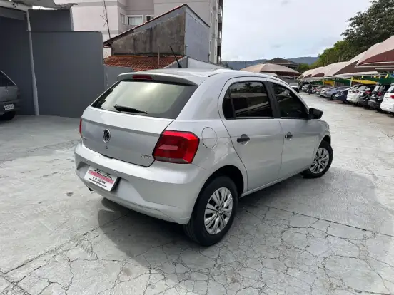 VOLKSWAGEN-GOL-1.6 MSI TOTALFLEX TRENDLINE 4P MANUAL VOLKSWAGEN-GOL-2016