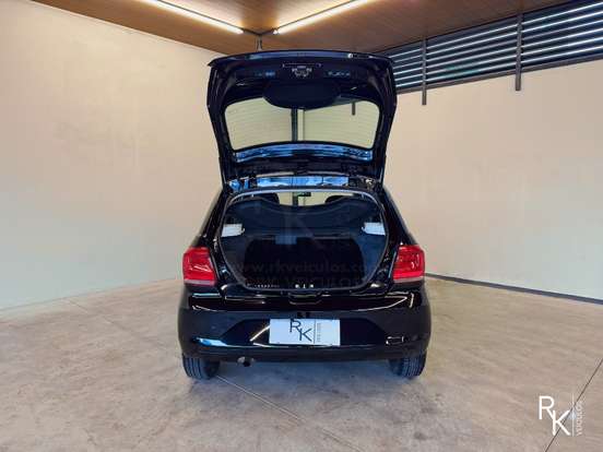 VOLKSWAGEN-GOL-2022