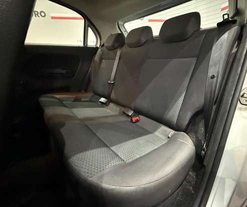 VOLKSWAGEN-GOL-2022