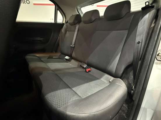 VOLKSWAGEN-GOL-1.0 12V MPI TOTALFLEX 4P MANUAL VOLKSWAGEN-GOL-2022