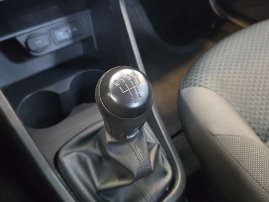 VOLKSWAGEN-GOL-2022