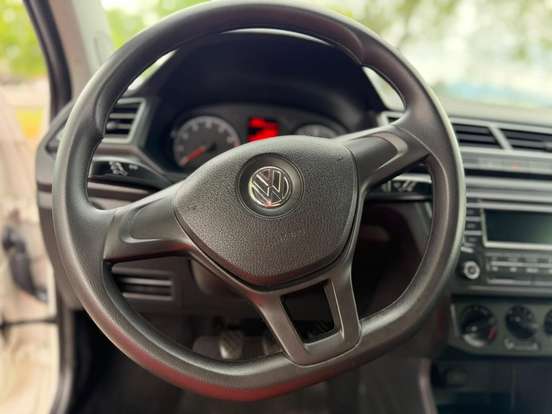 VOLKSWAGEN-GOL-2022