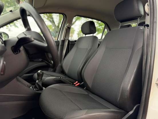 VOLKSWAGEN-GOL-1.0 12V MPI TOTALFLEX 4P MANUAL VOLKSWAGEN-GOL-2022