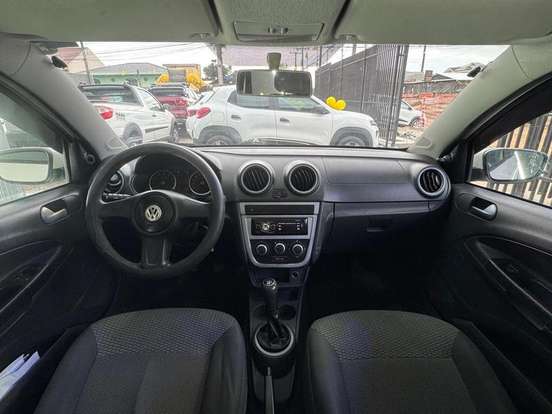 VOLKSWAGEN-GOL-2011