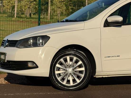 VOLKSWAGEN-GOL-2015