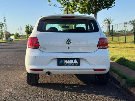 VOLKSWAGEN-GOL-2015