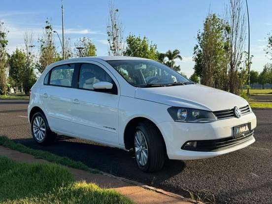 VOLKSWAGEN-GOL-2015