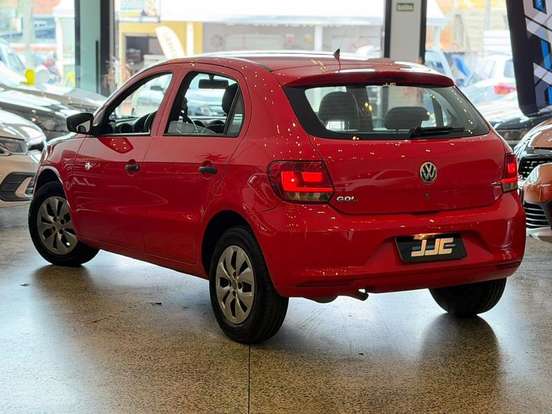 VOLKSWAGEN-GOL-2016