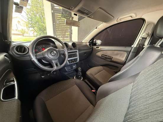 VOLKSWAGEN-GOL-2014