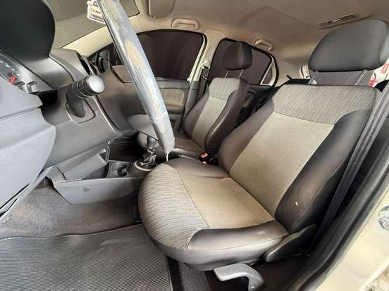 VOLKSWAGEN-GOL-1.6 MI CITY 8V FLEX 4P MANUAL VOLKSWAGEN-GOL-2014