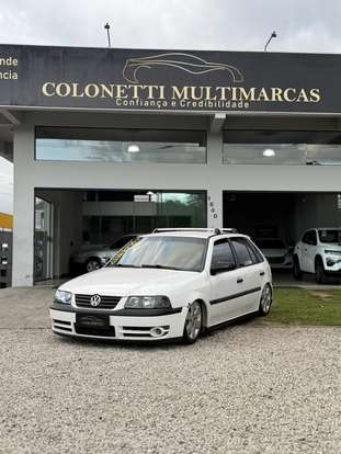 VOLKSWAGEN-GOL-2004