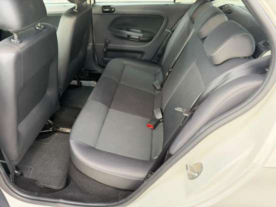 VOLKSWAGEN-GOL-2021