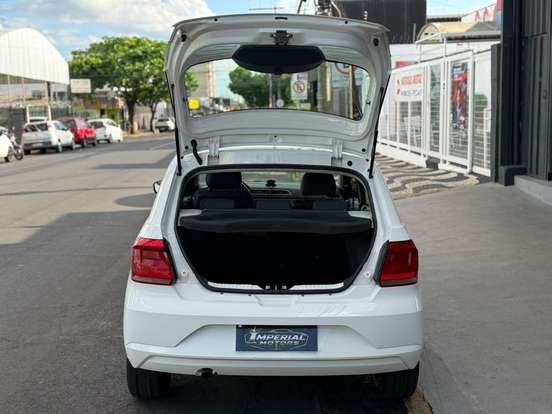 VOLKSWAGEN-GOL-2021